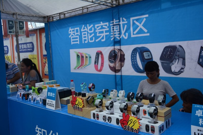 決戰(zhàn)反擊，華強(qiáng)北“賽格工廠店”打響電子產(chǎn)品研發(fā)與銷售新號(hào)角